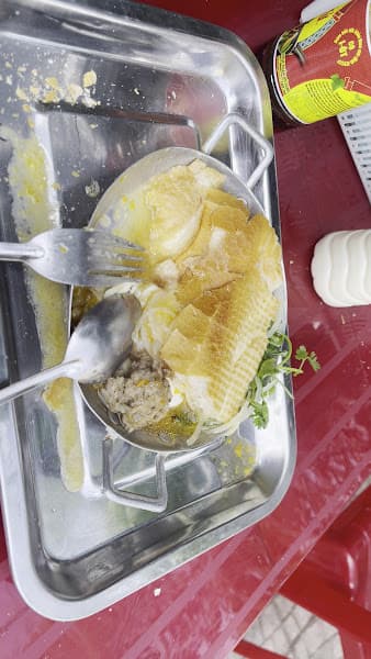 Hình ảnh Bánh mì ốp la xíu mại Chú Thắng - 3