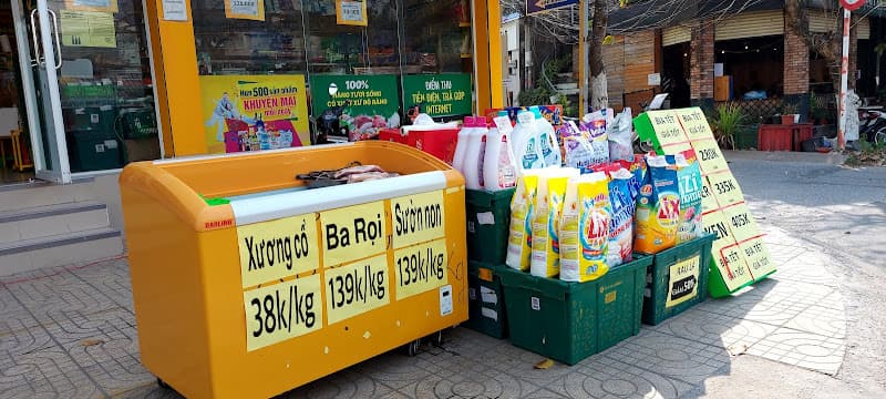 Hình ảnh Siêu thị Bách hoá XANH Đường Ung Văn Khiêm - 2