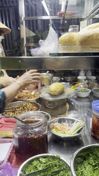 Hình ảnh Bánh mỳ Âm phủ - 2