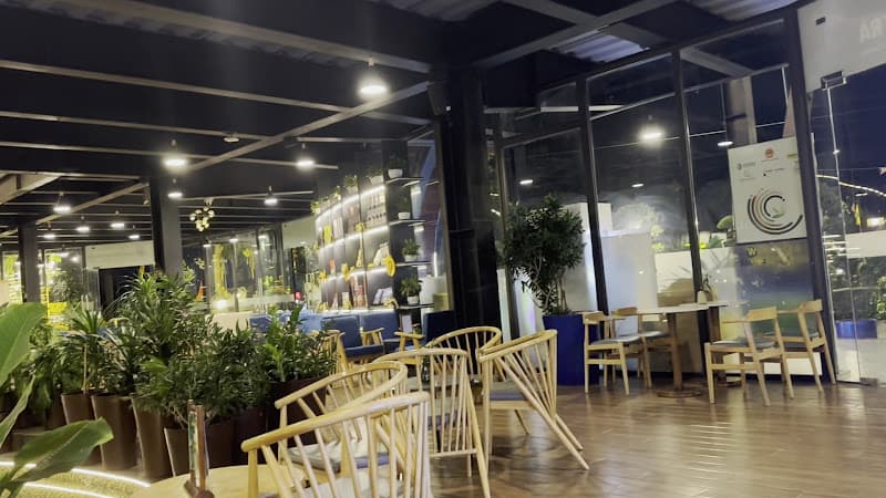 Hình ảnh COFFEE ĐÔI DÉP QUẢNG TRƯỜNG - 5