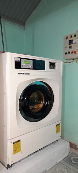 Ảnh bìa Cơ sở giặt là công nghiệp F1