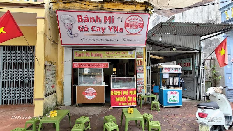 Ảnh bìa Bánh Mì Gà Cay YNa
