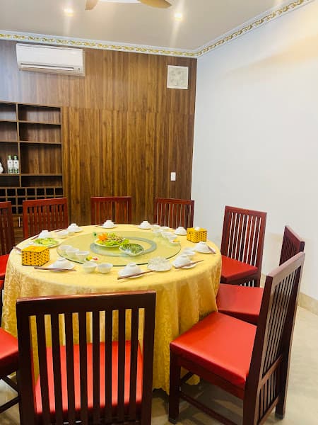 Nhà hàng Mường Then