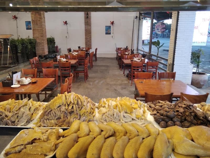 Hình ảnh Quán cơm Hồng Ký, cơm gà hương vị gia truyền - 2