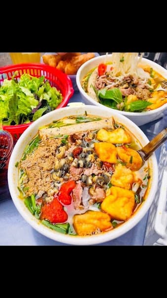 Hình ảnh Bún bò Huế cô út - 3