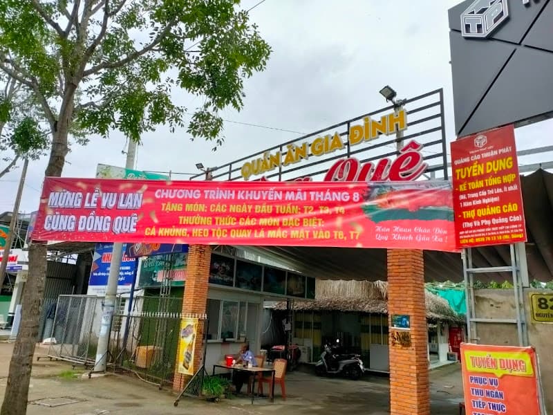 Quán ăn Gia Đình Đồng Quê