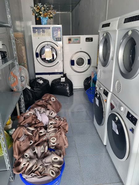 Hình ảnh GIẶT SẤY VÀNG - 2