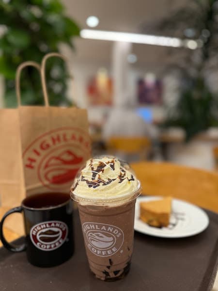 Hình ảnh Highlands Coffee Đại Phúc Bình Chánh - 4