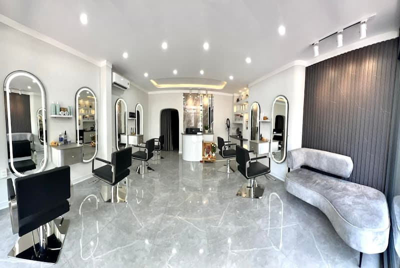 Hình ảnh @Quinlog_Hairstudio - 2