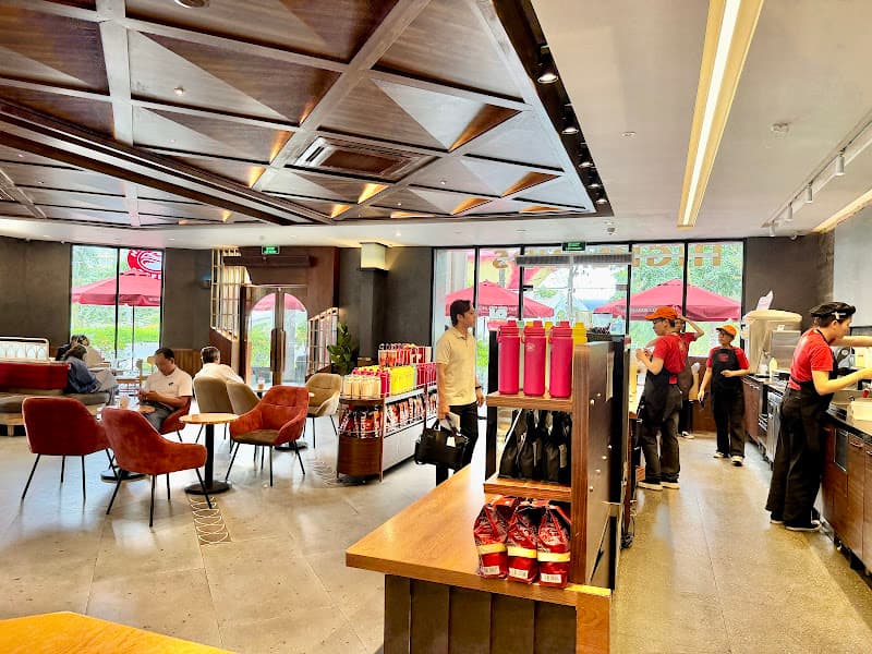 Hình ảnh Highlands Coffee - Sari Town Sala - 3