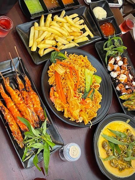 Hình ảnh Ốc CHẠM - Lẩu & Nướng - 2