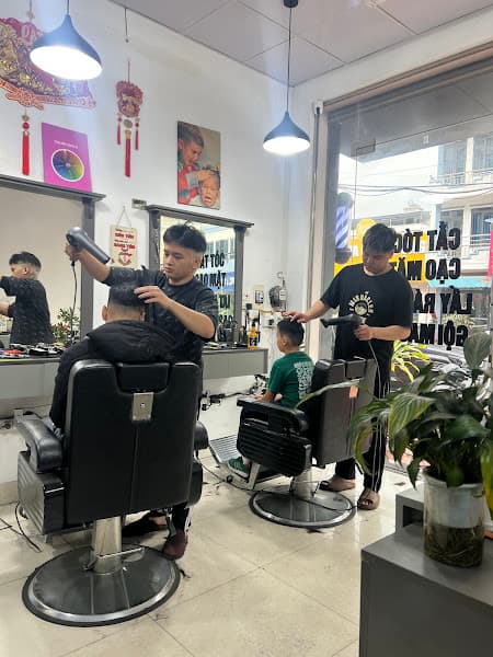 Hình ảnh Lê Trọng BarBerShop - 2