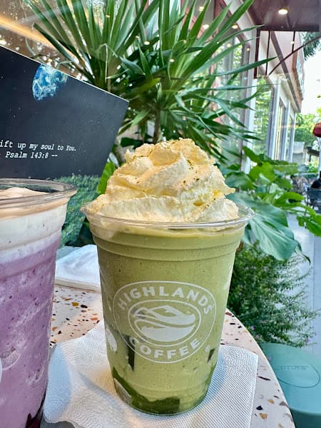 Hình ảnh Highlands Coffee 957 Ng Tat Thanh DNG - 2