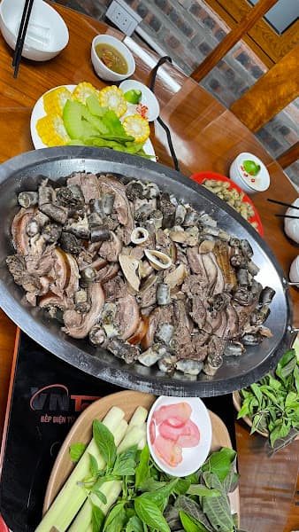 Hình ảnh Nhà Hàng Minh Tuyết - Đại bàng Núi Cấm - 3