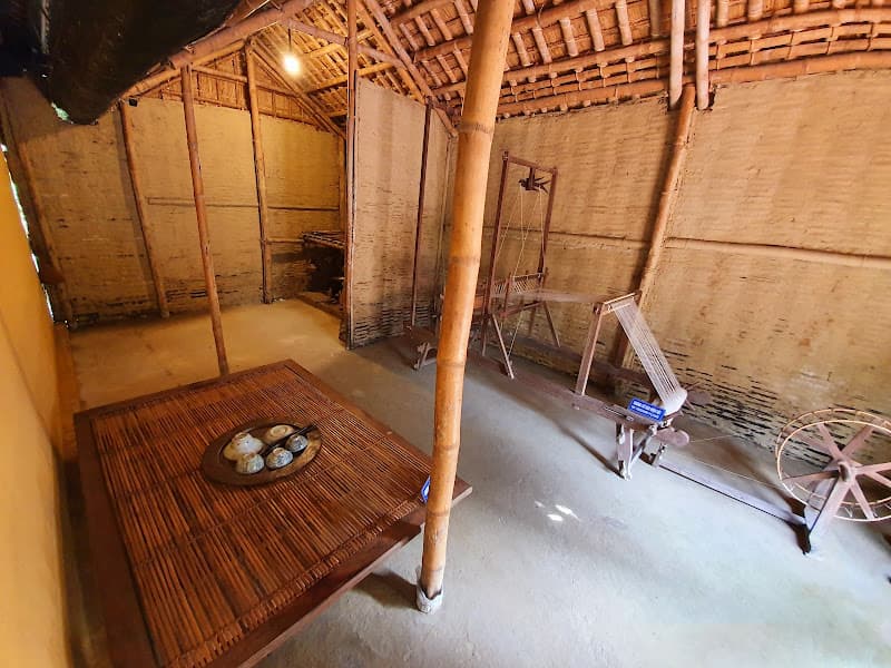 Hình ảnh Di tích Nhà lưu niệm Bác Hồ - 6