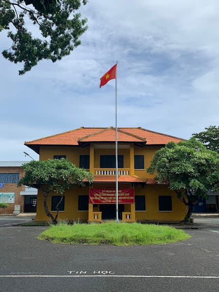 Di tích Lịch sử Nhà Xanh