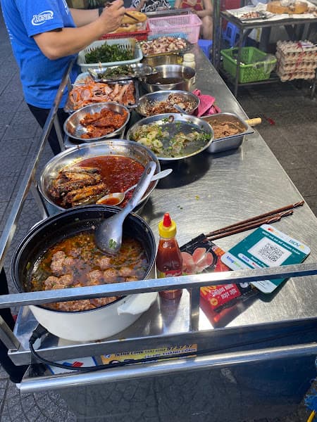 Hình ảnh Bánh Mỳ Heo Quay Điện Lực - 5