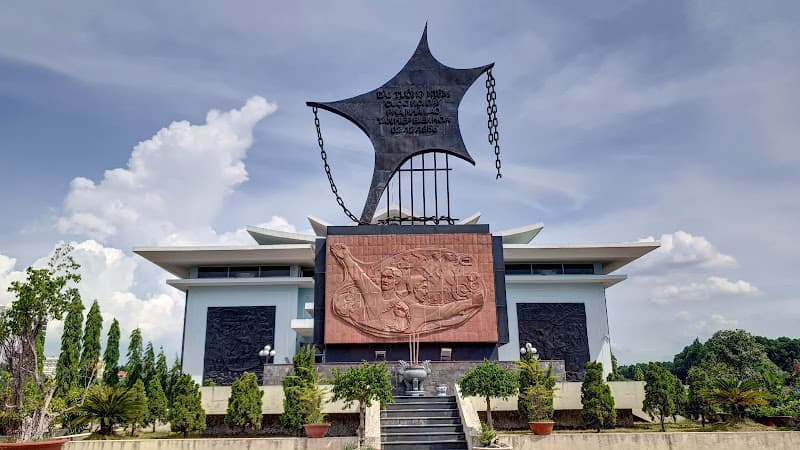 Ảnh bìa Di Tích Lịch Sử Nhà Lao Tân Hiệp