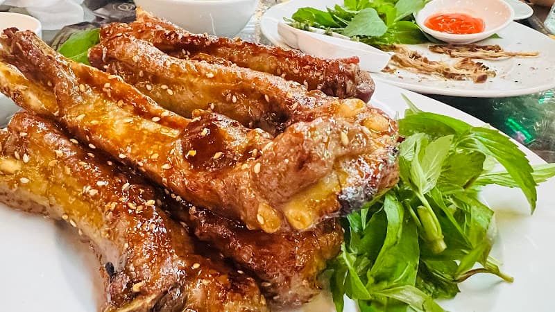 Hình ảnh Nhà Hàng Phố Núi - 2