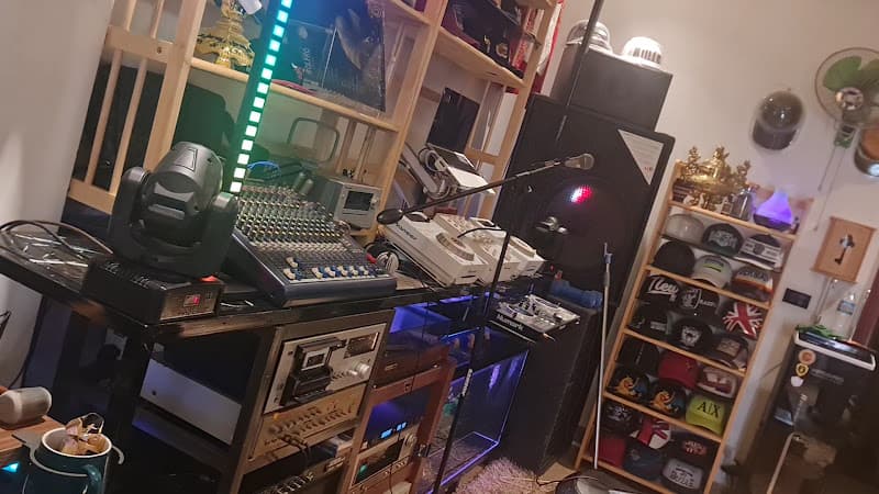 Hình ảnh Quán Karaoke TMT - 4