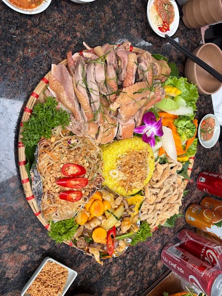 Hình ảnh Gà Già Hùng Thúy 2 - 3