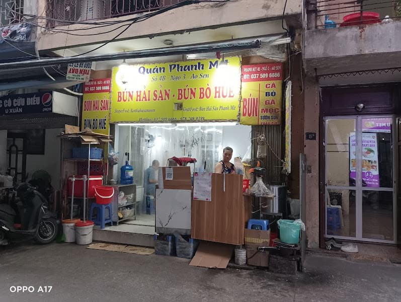 Quán Phanh Mít - Bún Bò Huế & Bún Gà Ao Sen