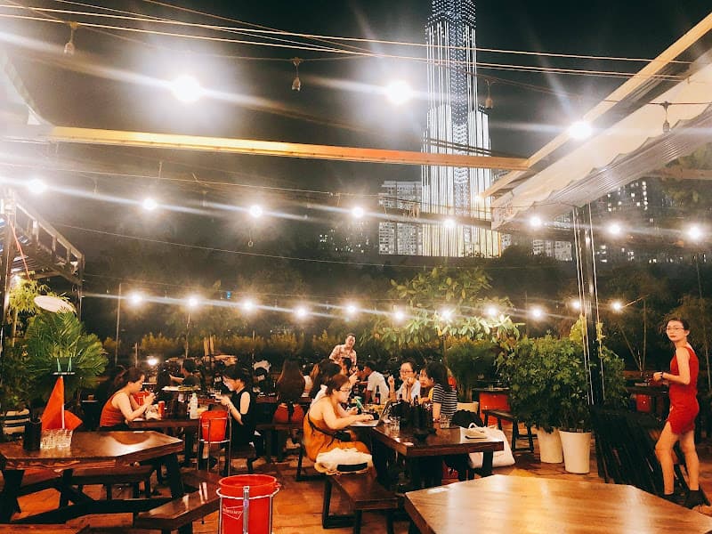 Ảnh bìa Làm Tí - Food & Beer