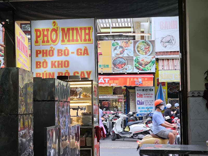 Quán Phở Minh