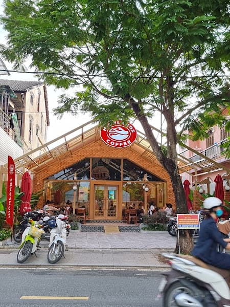 Ảnh bìa Highlands Coffee Le Huan Hue