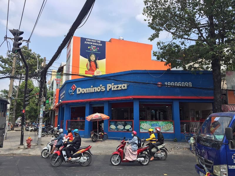 Domino's Pizza Tên Lửa