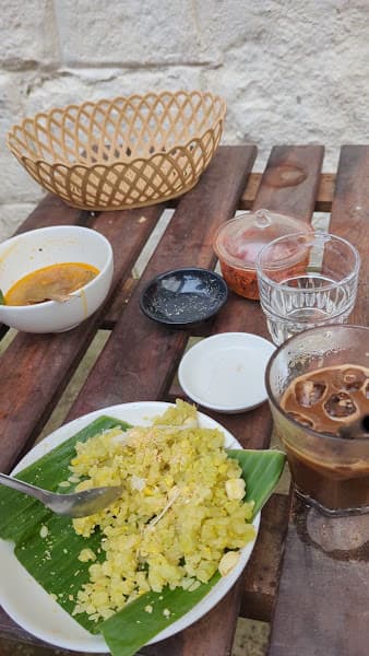 Hình ảnh Dalat mơ - Bánh Mì Xíu Mại - 2