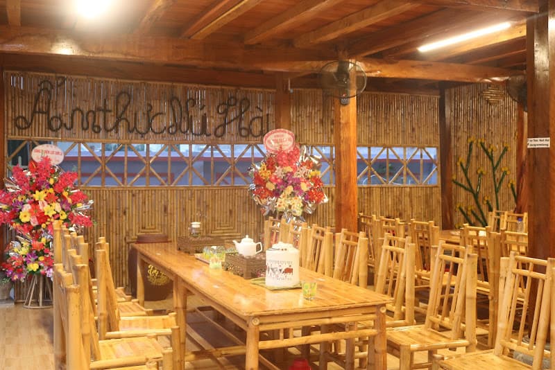 Ảnh bìa Ẩm Thực Núi Hài