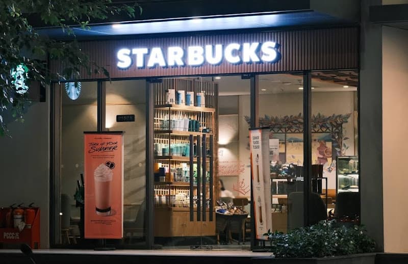 Ảnh bìa Starbucks Cafe S2.03