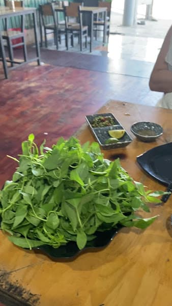 Hình ảnh Lẩu gà lá é Phú Yên chính gốc - 4