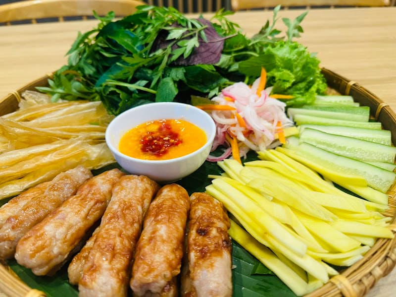 Hình ảnh Nhà Hàng Biển Đông 3 | Nhà hàng Tân Phú | Nhà Hàng Hải Sản Tân Phú - 5