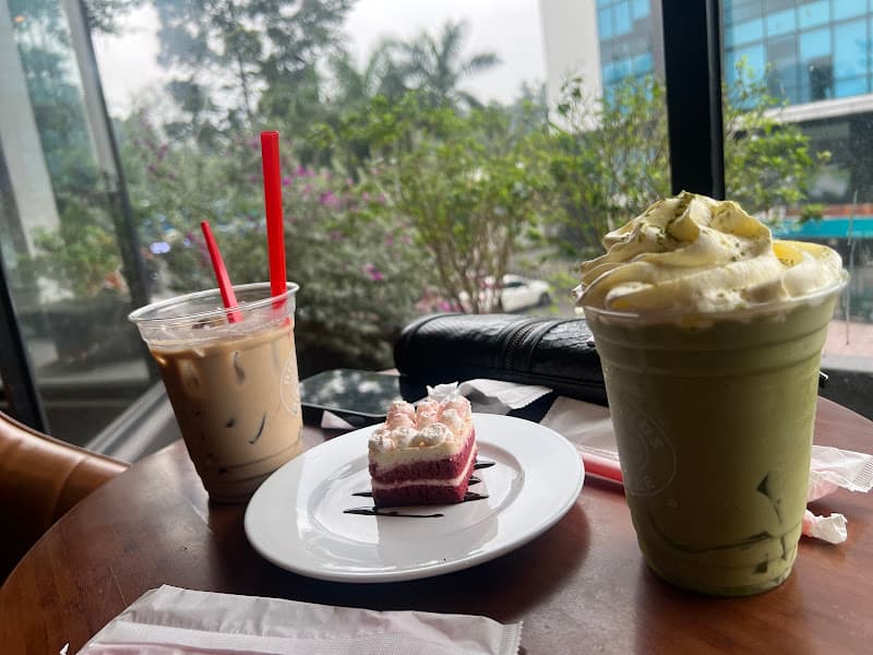 Hình ảnh Highlands Coffee - Đồng Khởi - 2