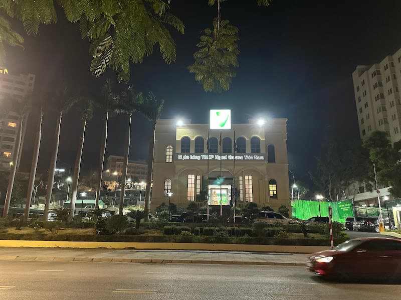 Ảnh bìa Ngân Hàng Thương Mại Cổ Phần Ngoại Thương Việt Nam