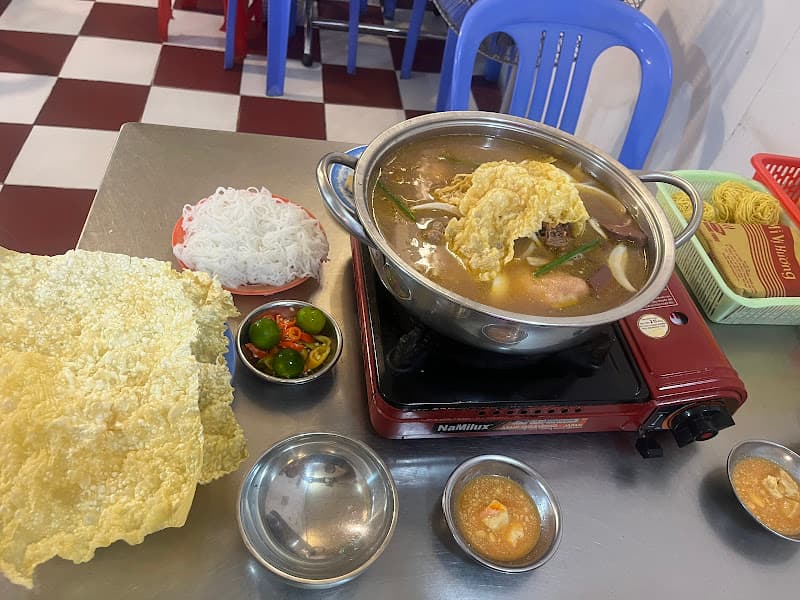 Hình ảnh Quán Vịt Nấu Chao Cẩm Tú - 3