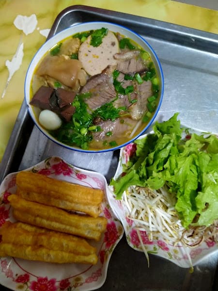 Ảnh bìa Bún Bò Huế Quang Tèo