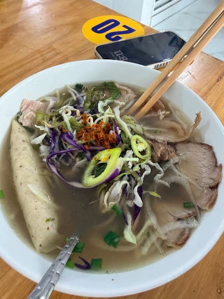 Bún bò Huế cô Xuân