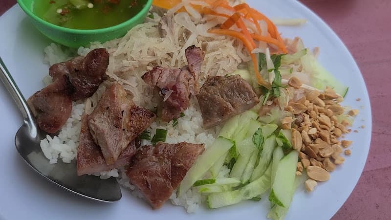 Ảnh bìa Cơm tấm vỉa hè