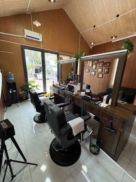 Hình ảnh Huỳnh Kỳ Barber shop - 3