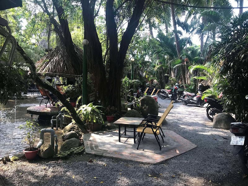 Hình ảnh Cafe Sân Vườn Hồ Cá Chòi Võng Home Garden C K - 4