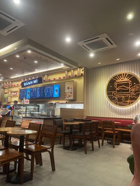 Hình ảnh Highlands Coffee Lê Quang Định - 2