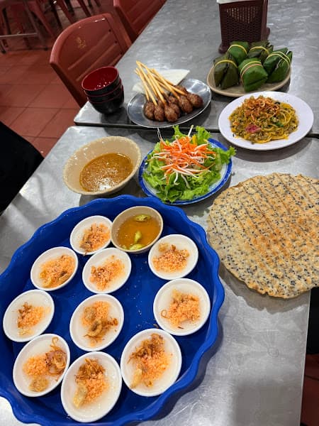 Hình ảnh Cơm hến 05 hàn mặc tử. Cơm hến, bún hến, bánh lọc, bánh Nậm - 2