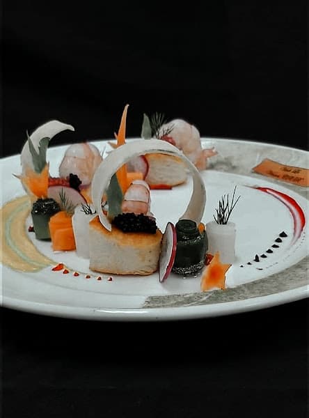 Dịch vụ nấu ăn Tú Quyên