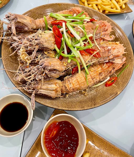 Hình ảnh Nhà Hàng Hải Sản Ông HÍ - 4