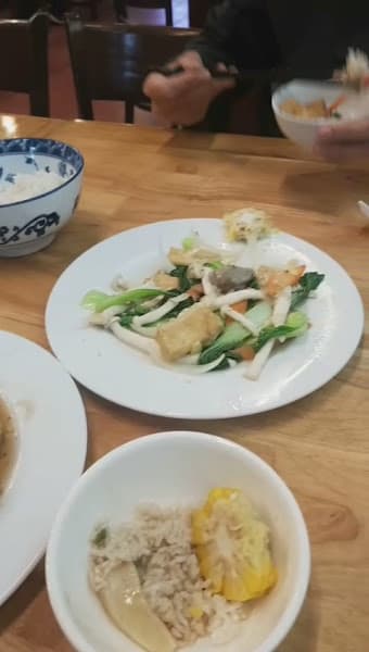 Hình ảnh Buddha Belly Vegetarian & Vegan Restaurant - 7