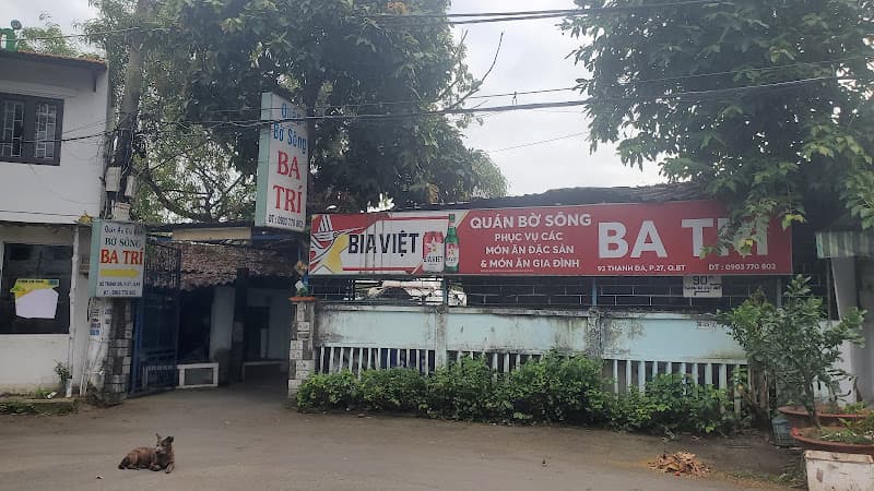 Quán ăn gia đình Ba Trí