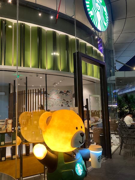 Hình ảnh Starbucks The Waterfront Saigon​ - 2